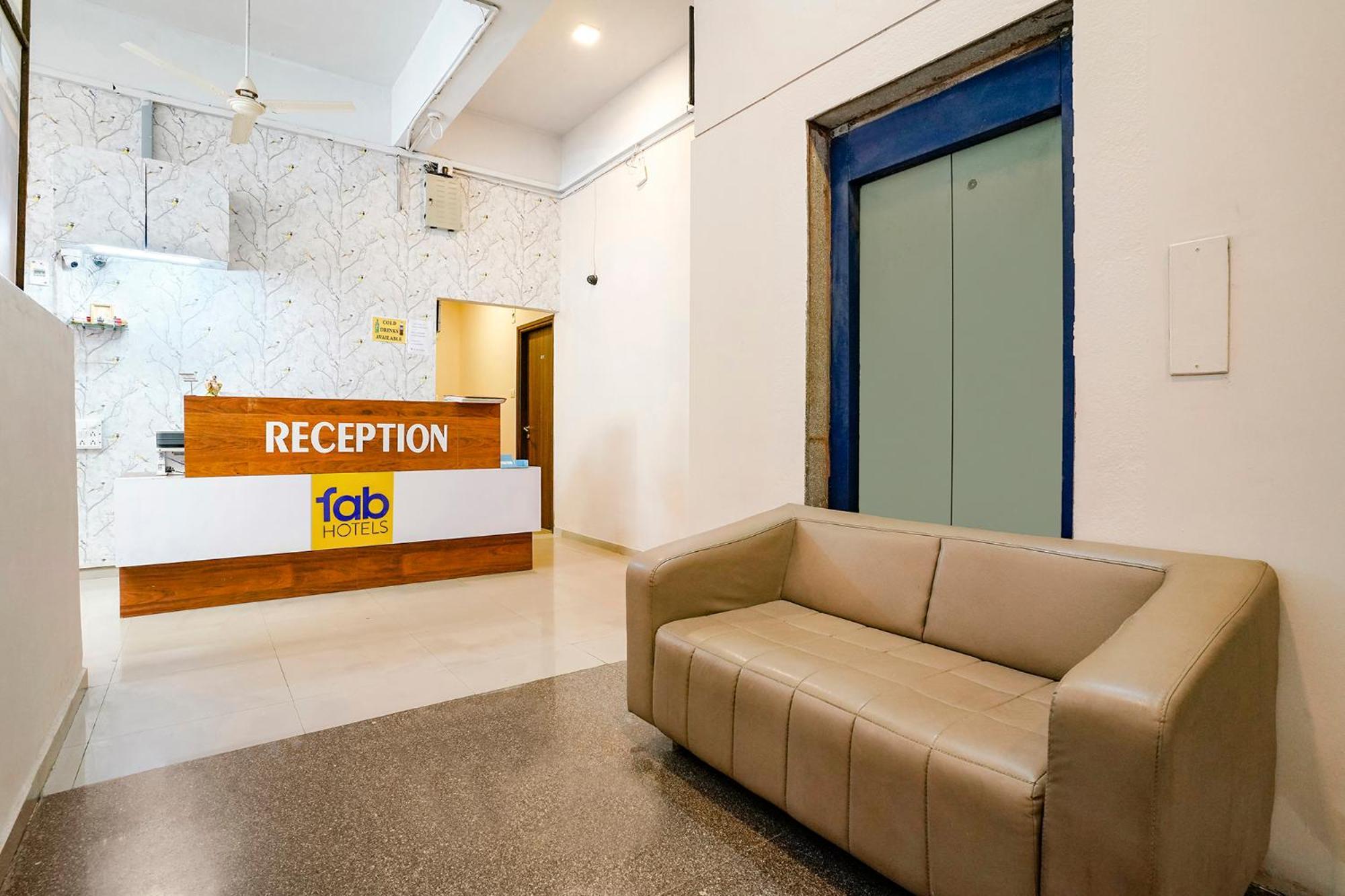 OYO 74642 Hotel Rajmandir Bhatha Exteriér fotografie